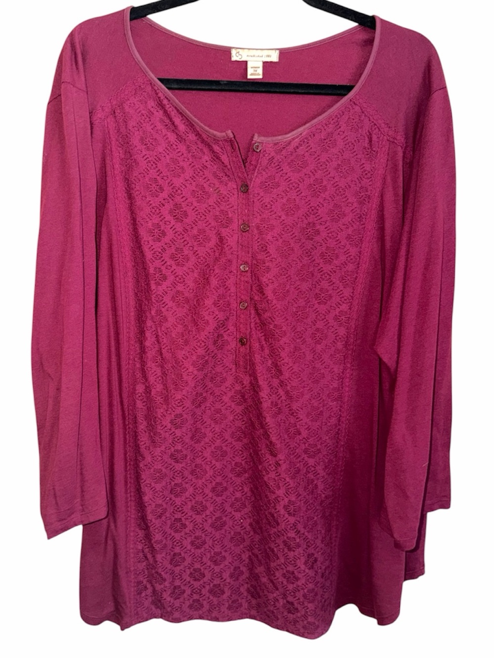 𝐃𝐑𝐄𝐒𝐒 𝐁𝐀𝐑𝐍 | RASPBERRY LACE-FRONT HENLEY LONG SLEEVE TOP